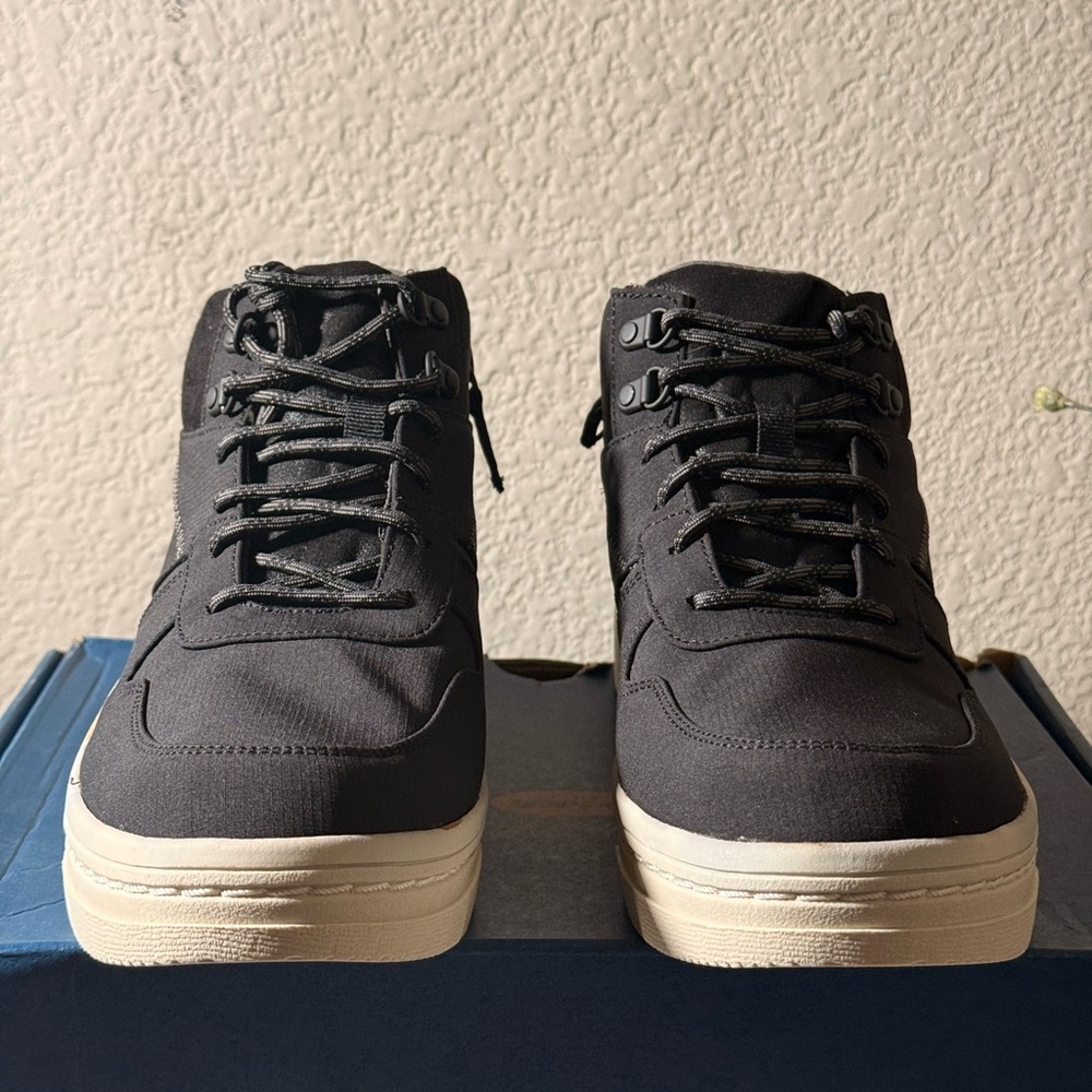 Dr. Scholl's Women’s Even Up Wedge Sneakers